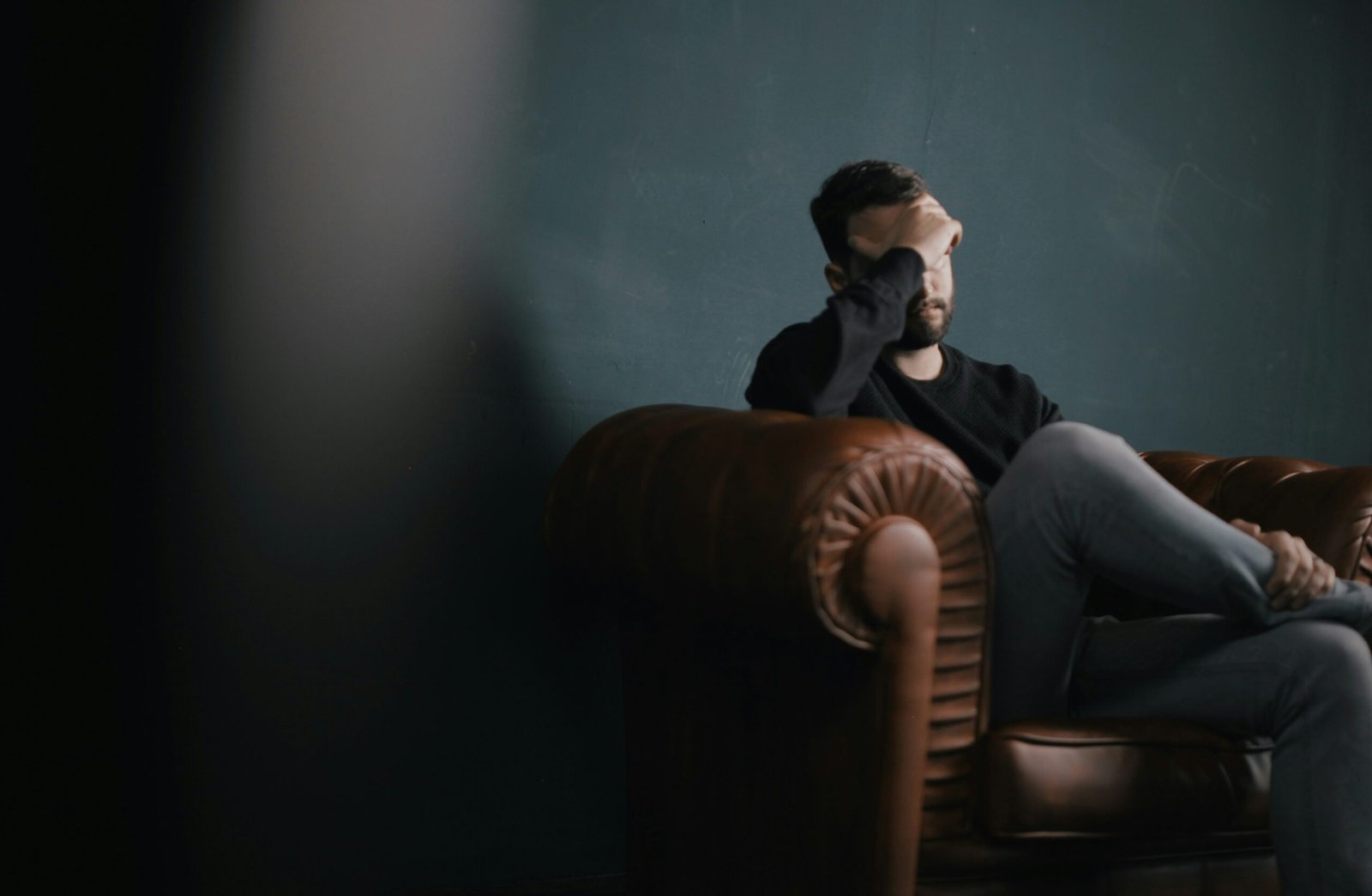When Anxiety Makes You Avoid People: Gentle Steps Back Into Connection